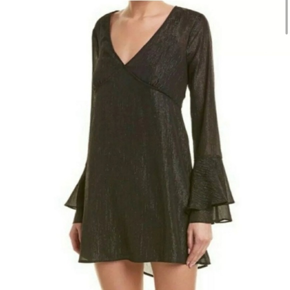 BCBGeneration Metallic Shift Dress with Long Bell Sleeves & Keyhole Back Size XS - Picture 3 of 10